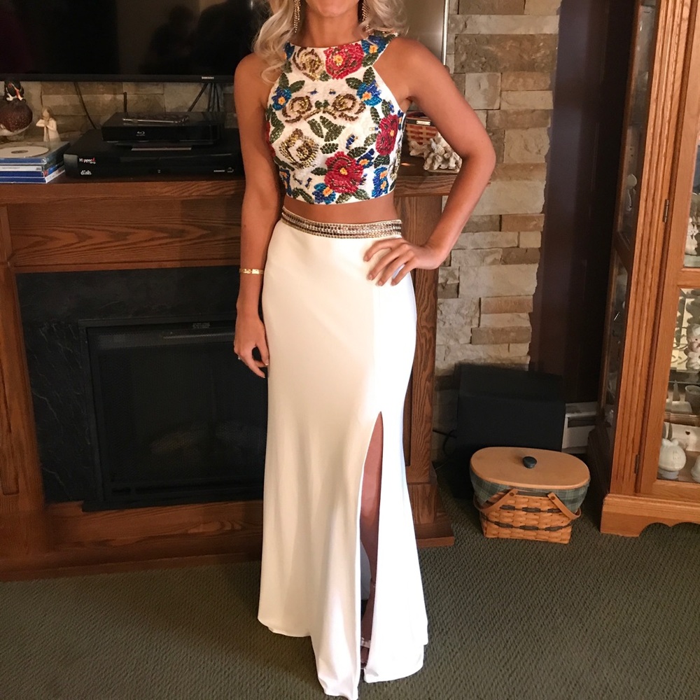 Sherri Hill Prom dress